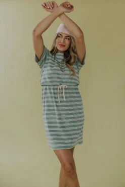 So Right Stripe MOM Dress