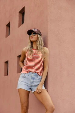 Riley Button Tank -Arla Fashion 7W4A6977 83ab3544 fdd8 4e89 8874 f75a753d43c7