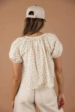 Wrinkle In Time Button Down Blouse -Arla Fashion 7W4A7082