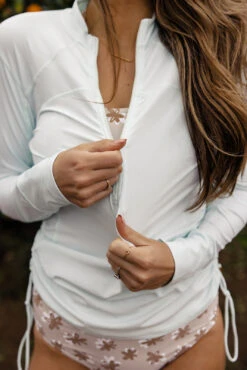 Seafoam Baywatch Rashguard -Arla Fashion 7W4A7903