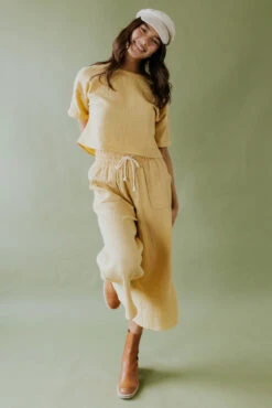 SALT Linen Broadway Park Set -Arla Fashion 7W4A8678 c041faab 312a 47ea 9242 a3274fa47399