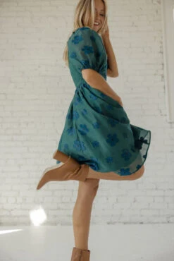 Hope Will Overcome Puff Sleeve Dress -Arla Fashion 7W4A8837