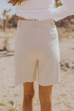 Miss Patty’s Pleated Shorts -Arla Fashion 7W4A8849