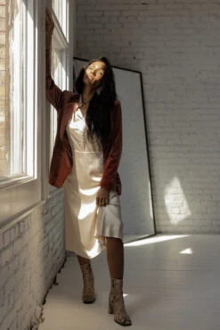 SALT Gable Estates Button Up Blouse -Arla Fashion 7W4A8971 c5f7a3fe c899 4981 b376 46cea4fcdd3e