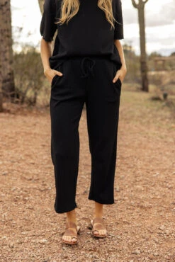 The Iris Textured Pants 12 The Iris Textured Pants -Arla Fashion 7W4A8976