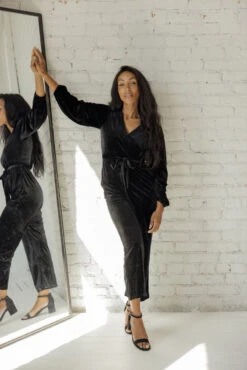 SALT Beverley Woods Velvet Jumpsuit 19 SALT Beverley Woods Velvet Jumpsuit -Arla Fashion 7W4A9268