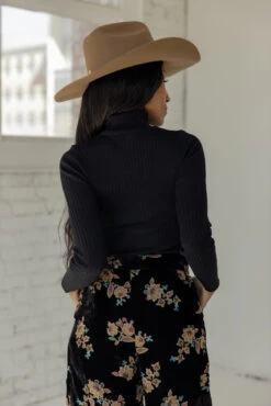 Journey To The Past Turtleneck Bodysuit -Arla Fashion 7W4A9374 96122a90 094e 449d 8c0d 9864bf5e0d3c