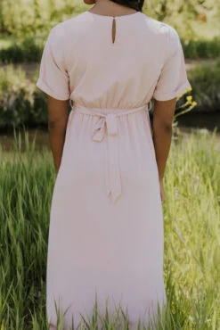 Taylor Jane Wrap Maxi -Arla Fashion 7W4A9383 a155da95 289f 457e 9cdd c4816df02229