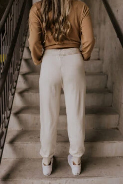 Highway 109 Tie Waist Joggers -Arla Fashion 7W4A9399