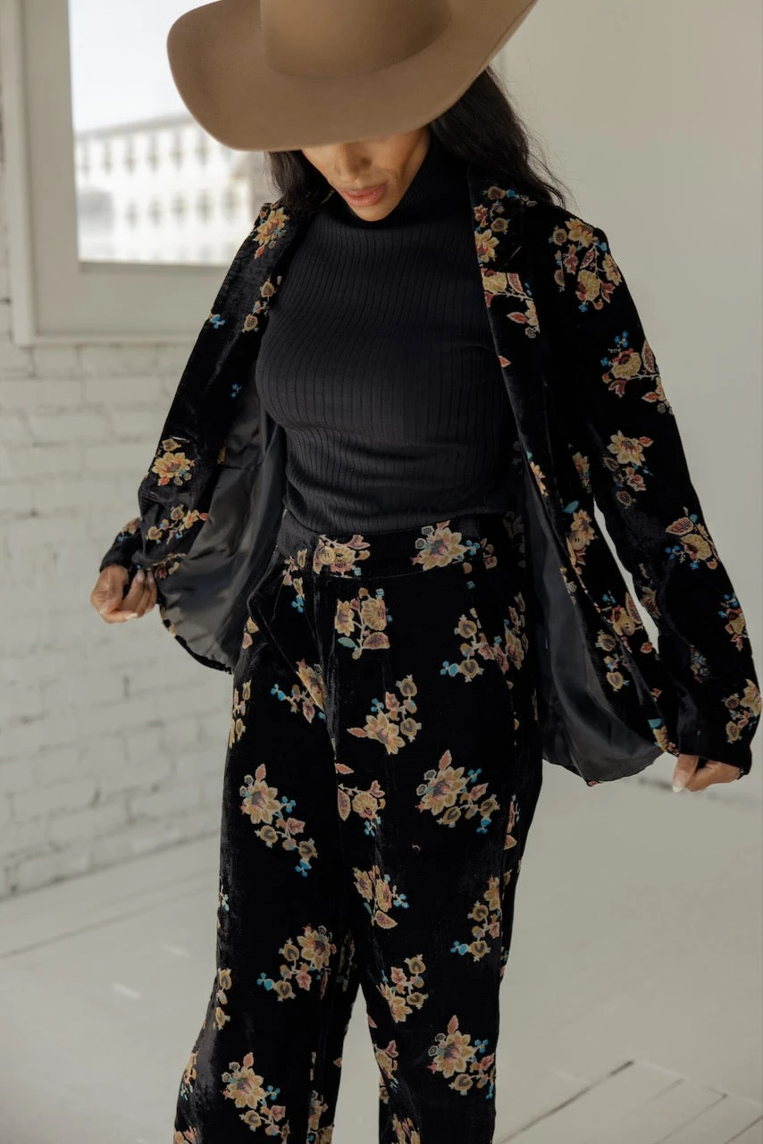 Crowd Of Thousands Floral Blazer 17 Crowd Of Thousands Floral Blazer - Image 15