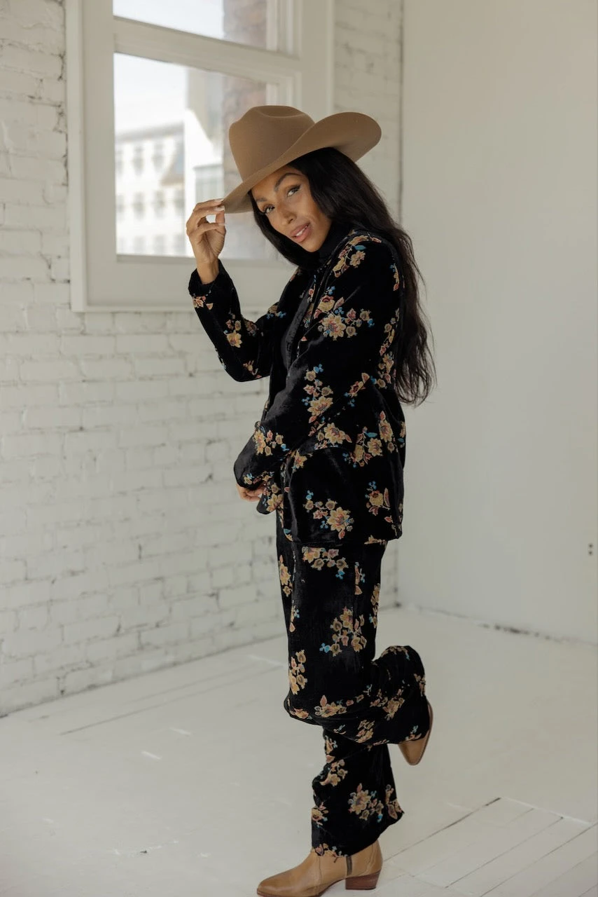 Crowd Of Thousands Floral Blazer 18 Crowd Of Thousands Floral Blazer - Image 16