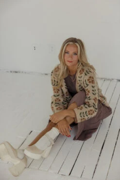 They Shine For You Tiered Midi -Arla Fashion 7W4A9672 21b2fe2f f1c1 4ddc 8837 d738924be476