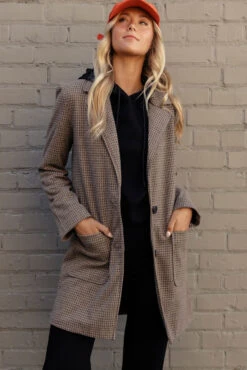 Be Cool Midnight Train Houndstooth Coat -Arla Fashion 7W4A9834