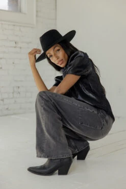 SALT Greenhaven Puff Sleeve Top -Arla Fashion 7W4A9914