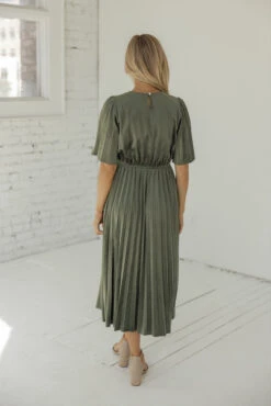 Genevieve Pleated Velvet Dress -Arla Fashion 7W4A9961