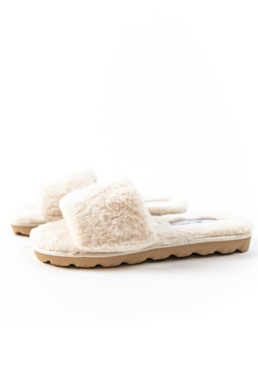 Rally Fluffy Slide 7 Rally Fluffy Slide - Image 5