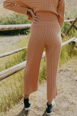SALT Kerrisdale Two Direction Ribbed Trousers 14 SALT Kerrisdale Two Direction Ribbed Trousers -Arla Fashion SALT 612